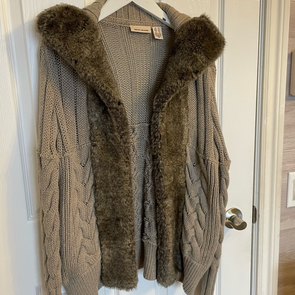 DKNY Cozy Brown Cable Knit Sweater with Faux Fur Trim
